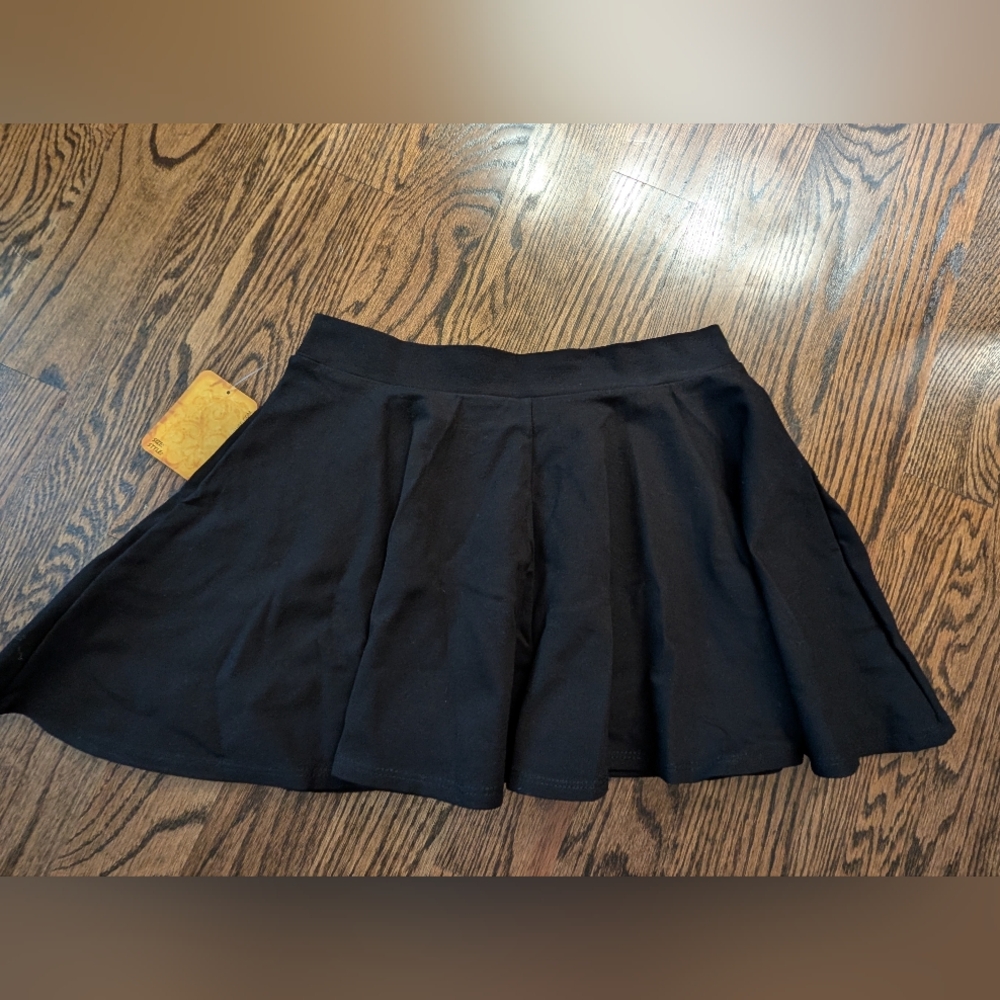 Hybrid & Company Black Skater Skirt